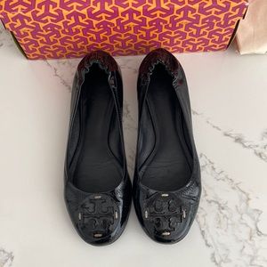 Tory Burch Reva Ballet Flats in Black Patent Leather